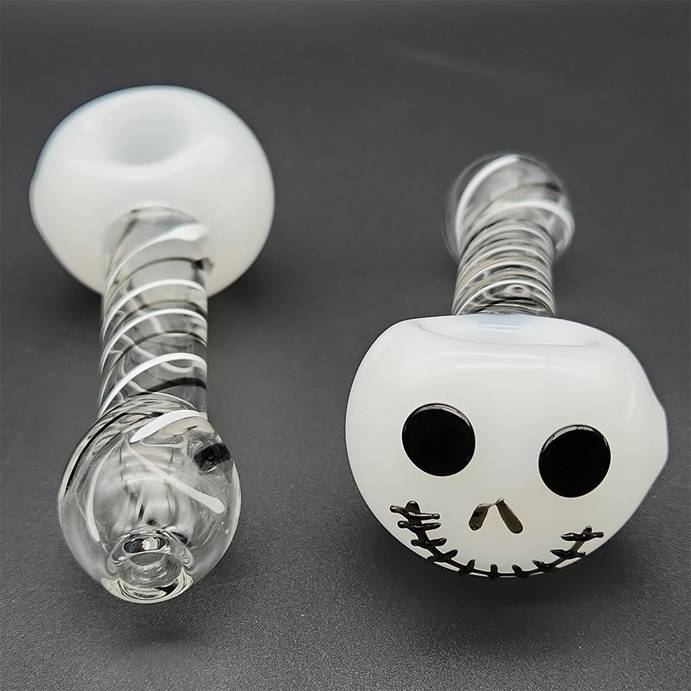 4" Halloween Skeleton Hand Pipe - INHALCO