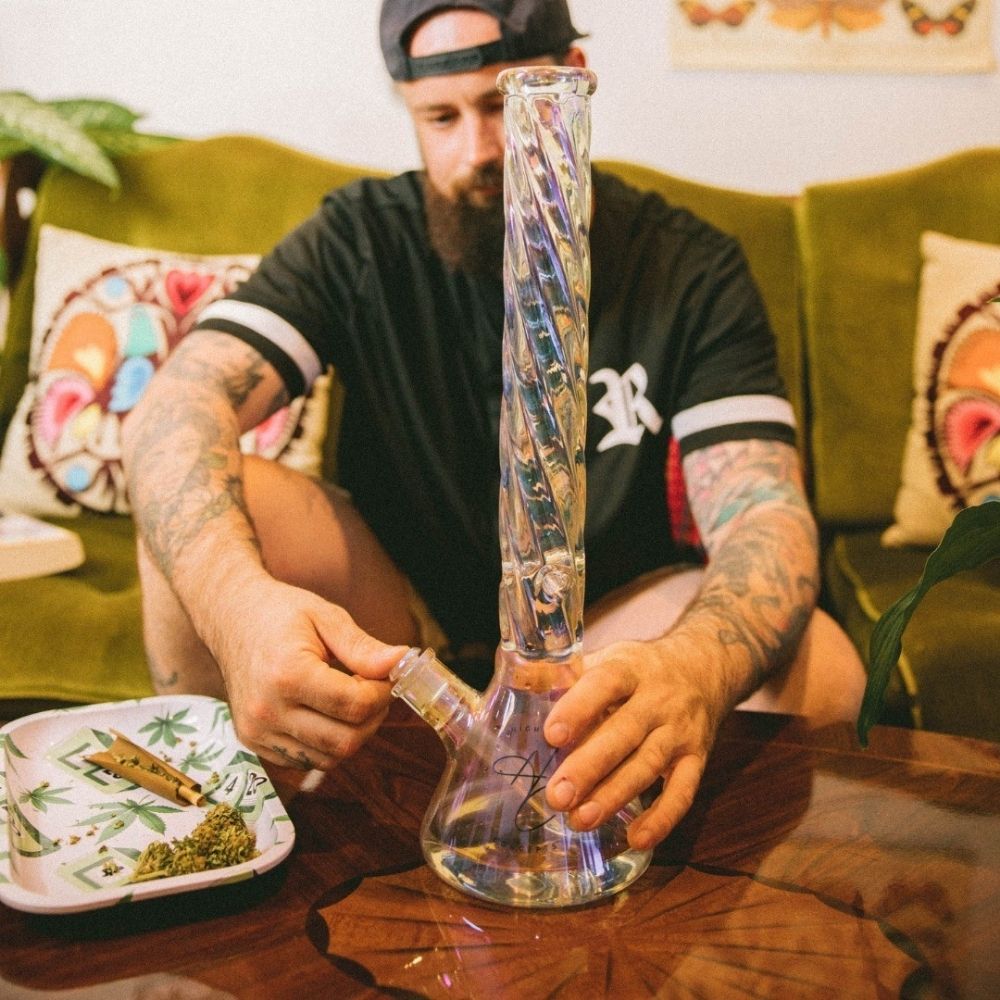 Top 10 Amazing Big Bongs Worth Buying INHALCO
