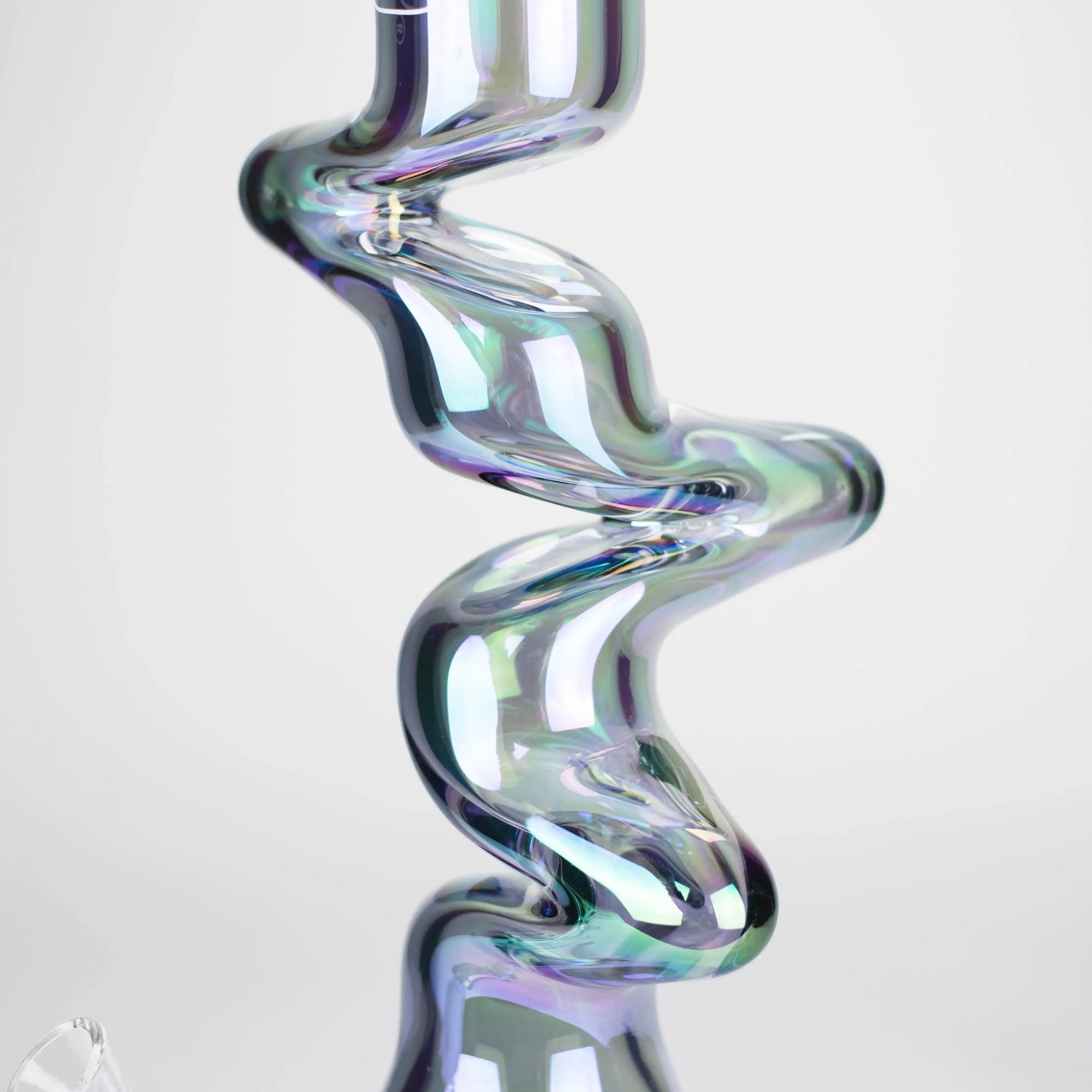 17.5" Iridescent Ripple Glass Bong_11
