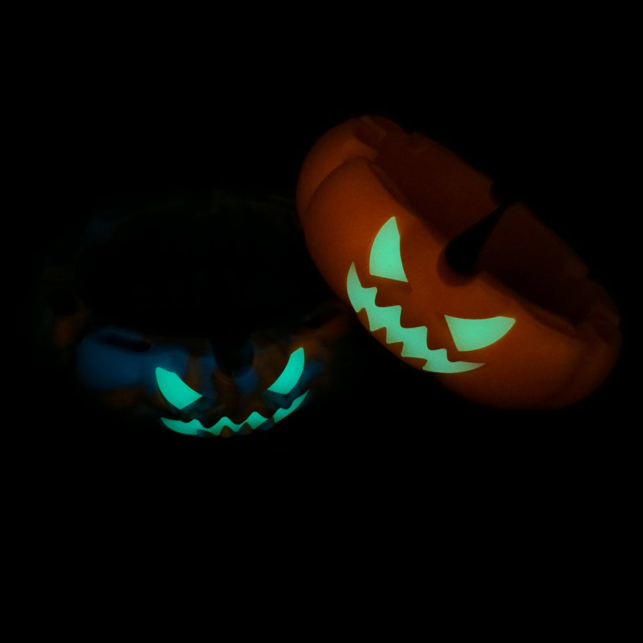 Glow in the Dark Silicone Pumpkin Ashtray - INHALCO