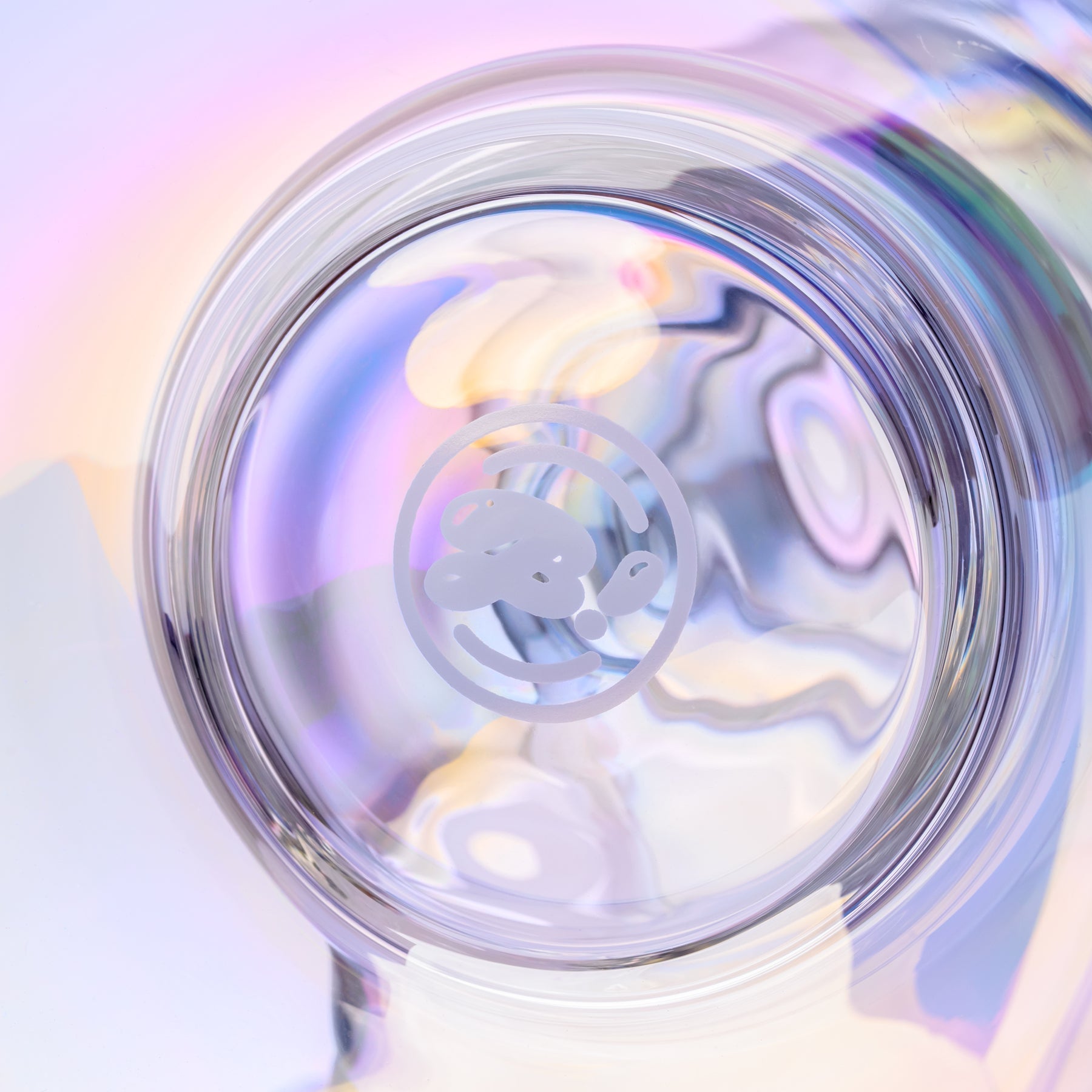 BigFun Iridescent Bubble Bong Detail