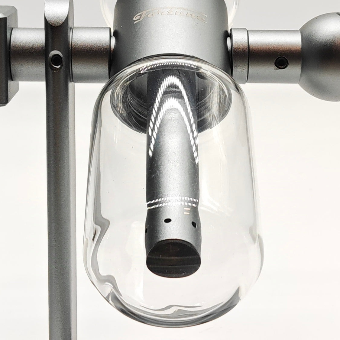 Fortune 9&quot; Mini Gravity Infuser Water Pipe Detail
