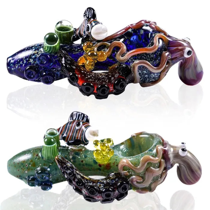 Front view of the Sea-life Octopus Premium Hand Pipe