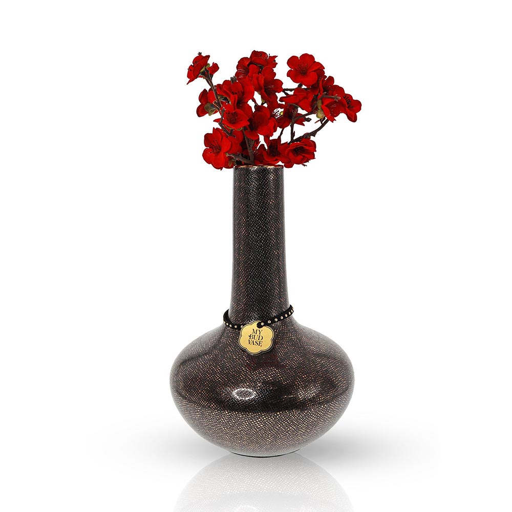 Front View of Burmëse Vintage Vase Bong