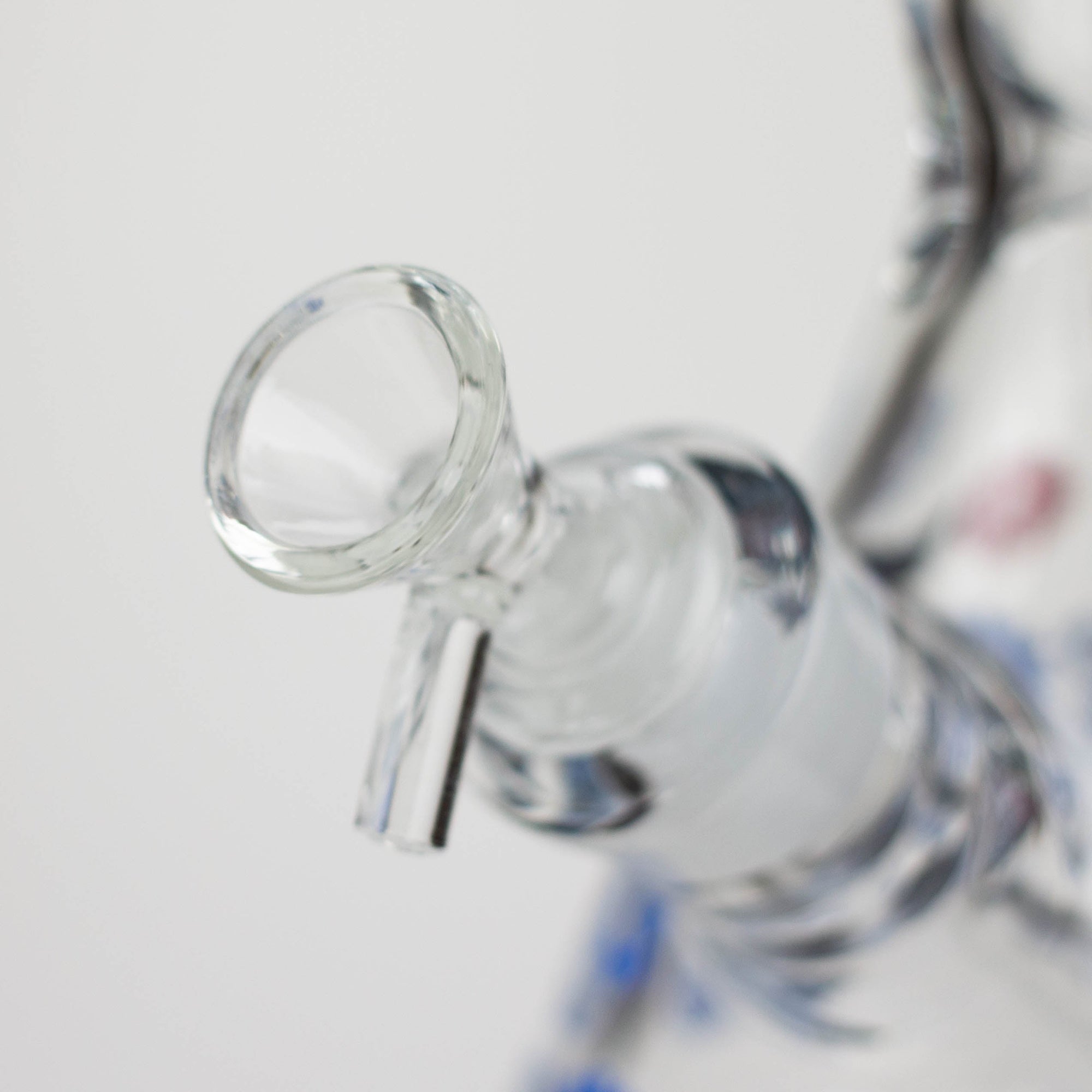 13.5 " JJ WOLF GLOW IN THE DARK BONG_8