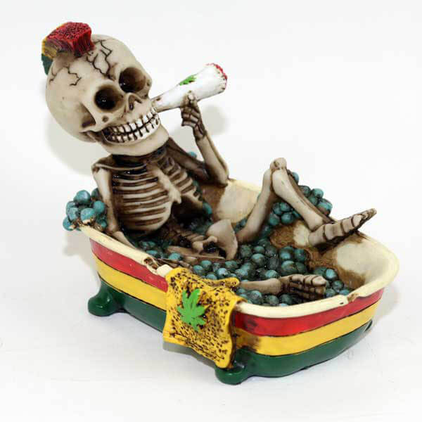 Jamaican Poly Resin Ashtray - INHALCO